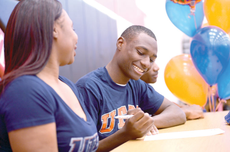 Darius Mitchell signs with UTEP
